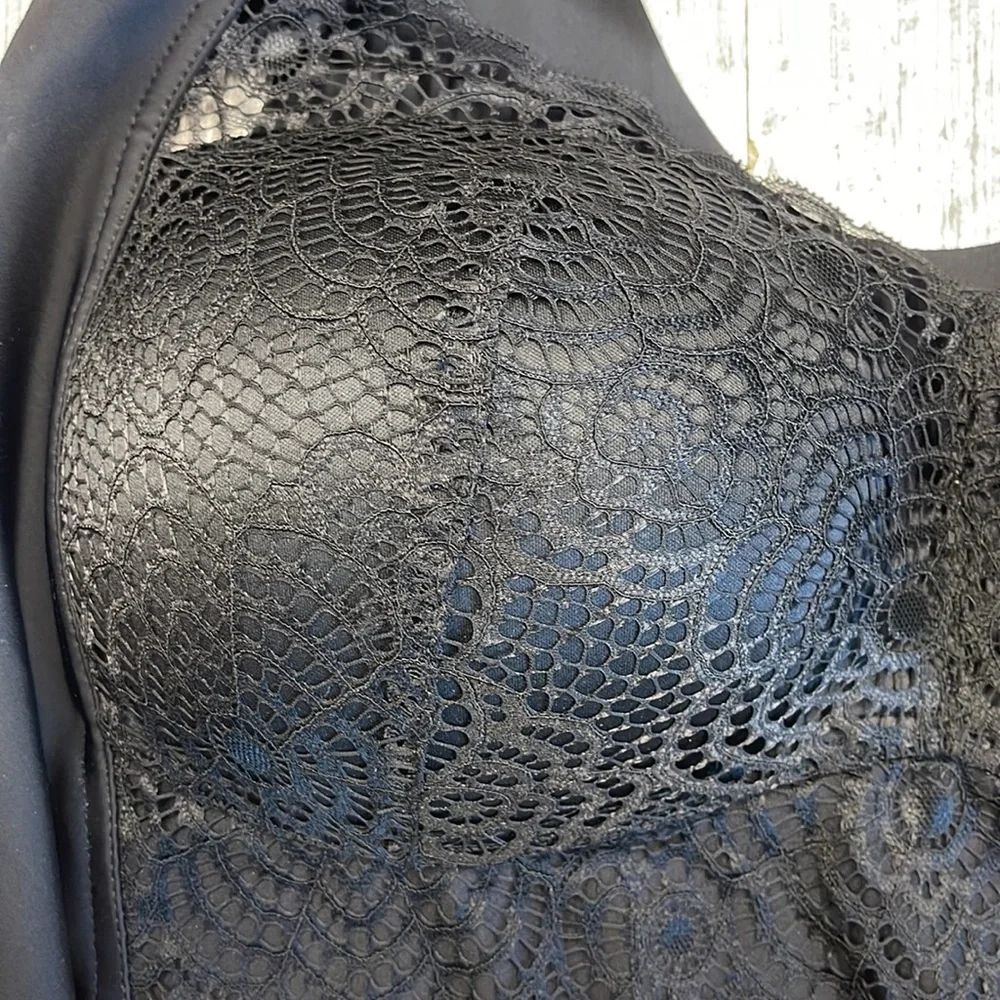 akklian black lace